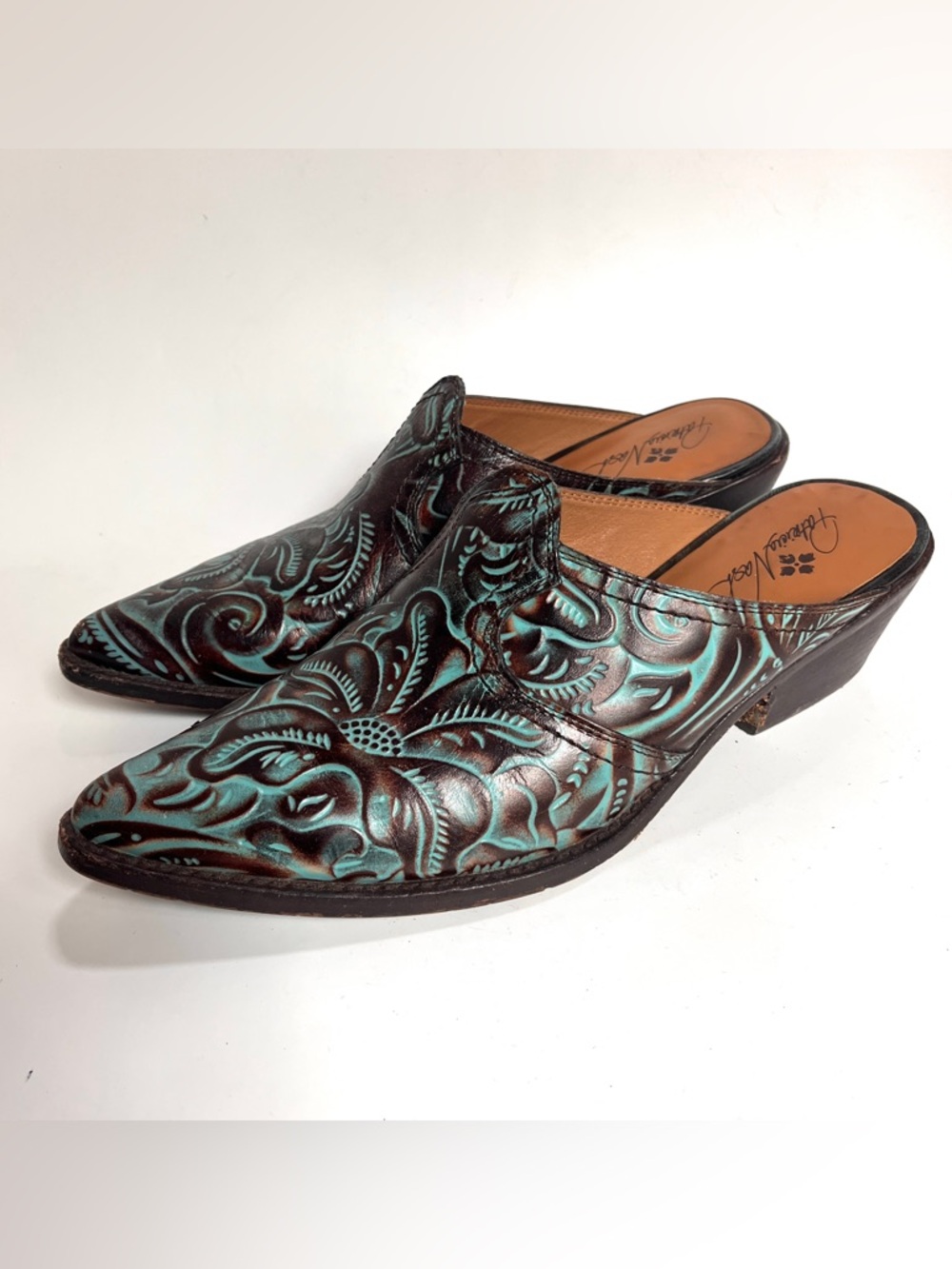 PATRICIA NASH Batista Tooled Leather Pointy Toe Mule